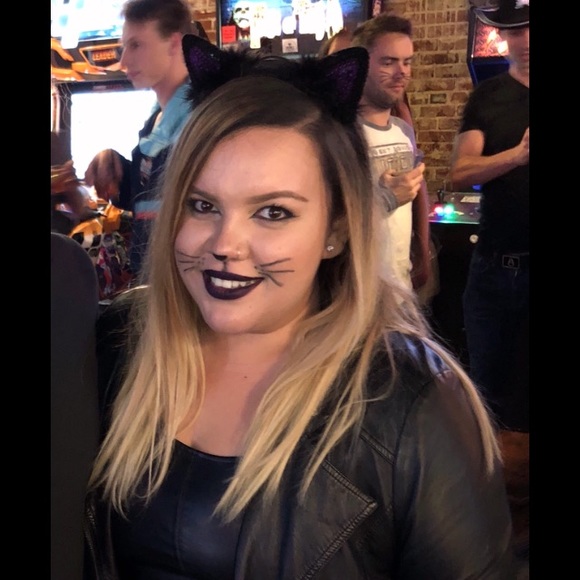 Meet your Posher, Rebecca - Picture 1 of 1